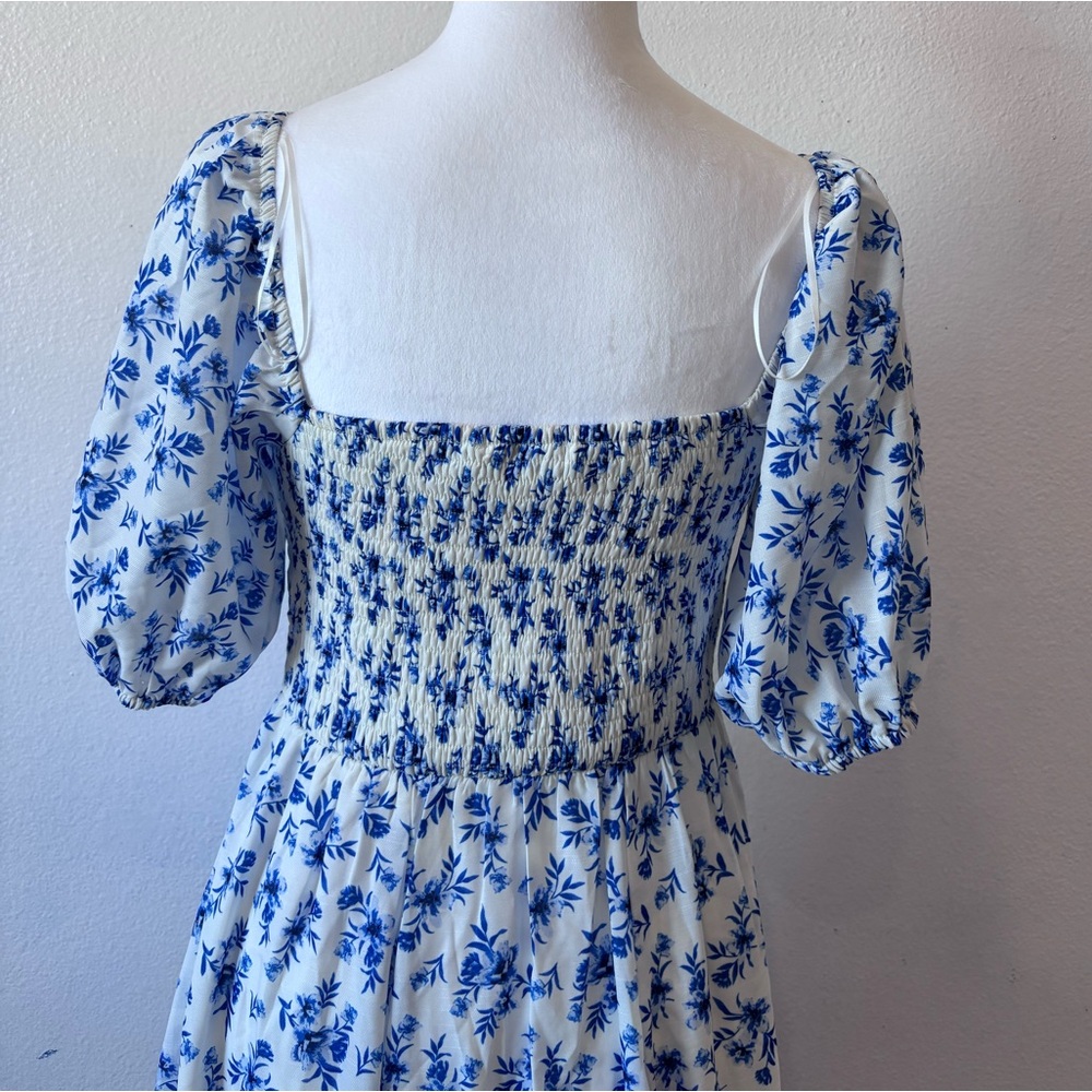 Baltic Born Gwen Smocked Midi Dress Blue/White floral - Picture 4 of 8